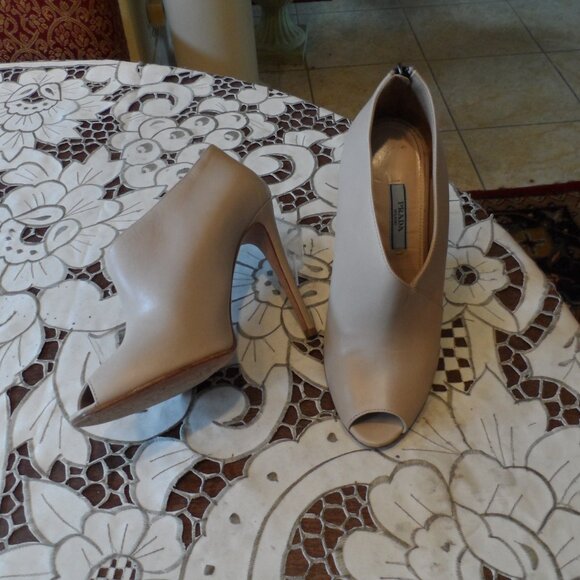 Prada Nude Lamb Leather Peep Toe Ankle Boots Size 37B - Picture 9 of 16
